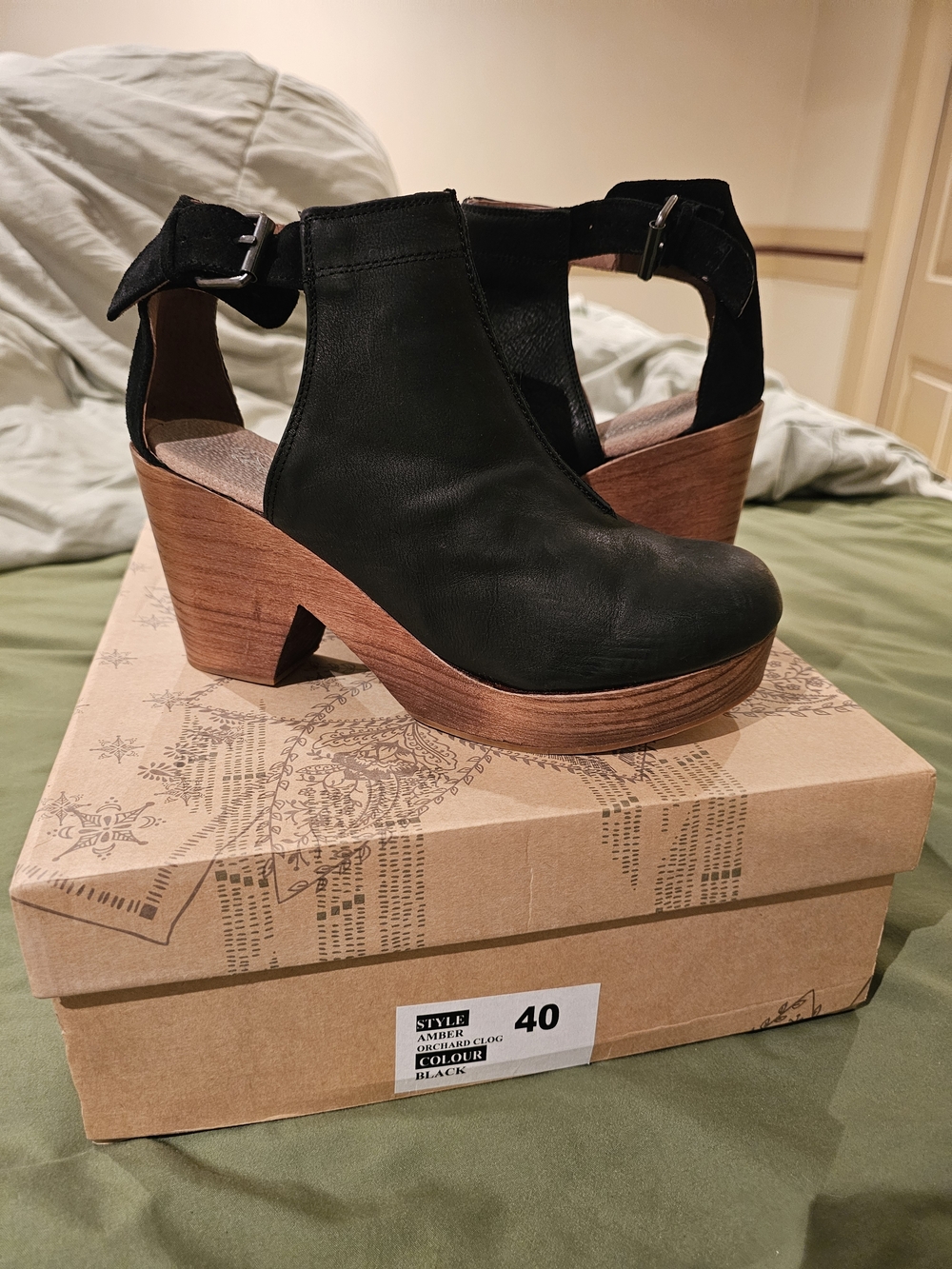 Free People Black Platform Cutout Ankle Clog with Wood-Effect Heel Size EU 40 - Picture 3 of 10